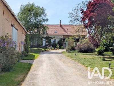 /international/fr/faverdines-centre-val-de-loire-310109146885/