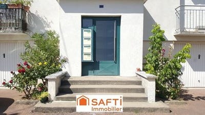 /international/fr/descartes-centre-val-de-loire-310107148625/