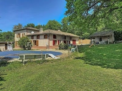/international/fr/angeville-midi-pyrenees-310106797562/