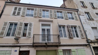 /international/fr/chalon-sur-saone-burgundy-310108516614/