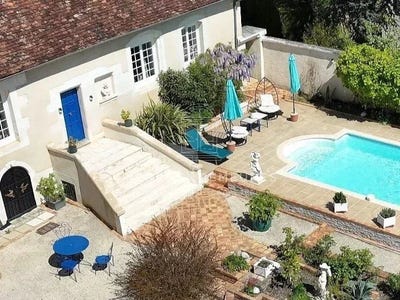 /international/fr/bourges-centre-val-de-loire-310104190016/