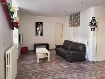 /international/fr/lourdes-midi-pyrenees-310109076430/?lang=it