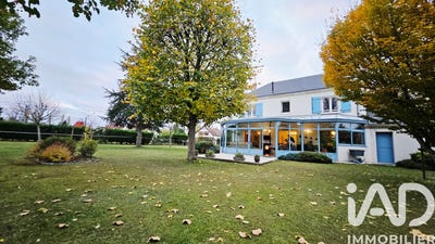 /international/fr/checy-centre-val-de-loire-310103608465/