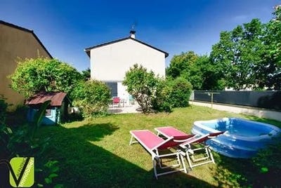/international/fr/genas-rhone-310108952789/?lang=it