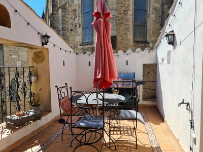 /international/fr/pouzolles-languedoc-roussillon-310106357707/