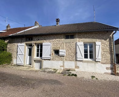 /international/fr/civry-en-montagne-burgundy-310106549239/