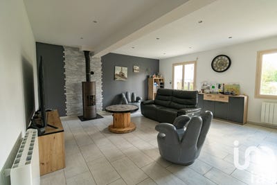 /international/fr/ablis-ile-de-france-310106422887/