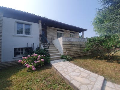 /international/fr/angouleme-charente-310100496214/?lang=zh-tw