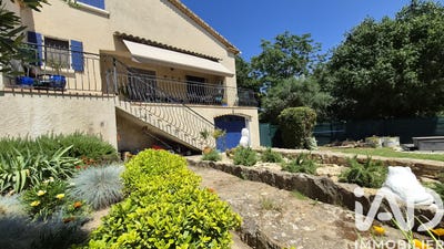 /international/fr/saint-nazaire-languedoc-roussillon-310108419502/