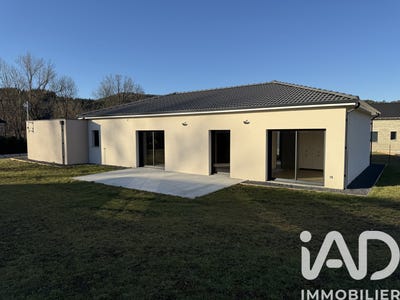 /international/fr/saint-pierre-eynac-auvergne-310105649710/