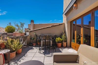 /international/fr/entraigues-sur-la-sorgue-provence-alpes-cote-d-azur-310096680985/?lang=zh-tw