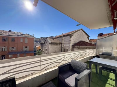 /international/fr/nice-provence-alpes-cote-d-azur-310108593221/