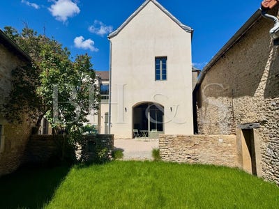 /international/fr/beaune-burgundy-310108317308/