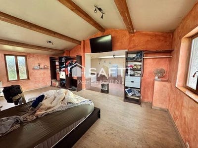 /international/fr/coulonges-sur-l-autize-charente-310105347969/