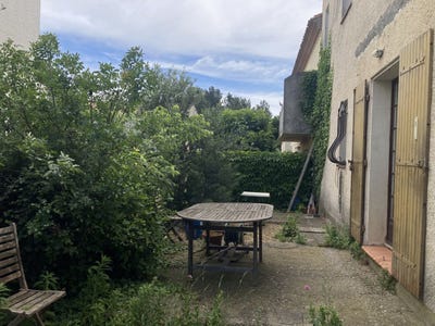 /international/fr/narbonne-languedoc-roussillon-310108597300/