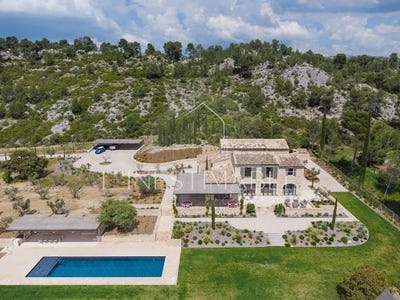 /international/fr/maussane-les-alpilles-provence-alpes-cote-d-azur-310101413636/?lang=id