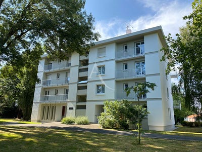 /international/fr/challans-pays-de-la-loire-310104462707/