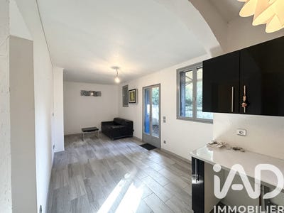 /international/fr/pont-sur-yonne-burgundy-310105430596/