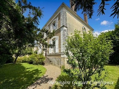 /international/fr/st-vincent-du-lorouer-pays-de-la-loire-120098079084/