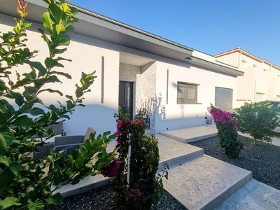 /international/fr/perpignan-languedoc-roussillon-310108430548/