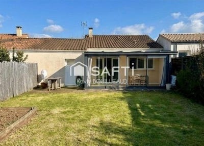/international/fr/la-creche-charente-310106877020/