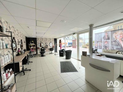 /international/fr/conde-sur-vire-upper-normandy-310106415372/