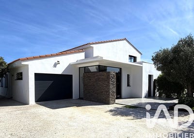 /international/fr/saint-nazaire-languedoc-roussillon-310107524307/