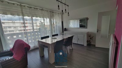 /international/fr/issoire-auvergne-310106595642/