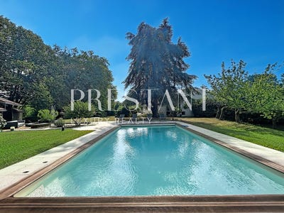 /international/fr/bidart-aquitaine-310107673277/
