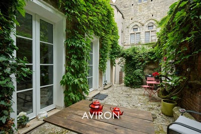 /international/fr/chartres-centre-val-de-loire-310108649010/