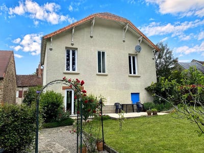 /international/fr/arnac-la-poste-limousin-310108650408/