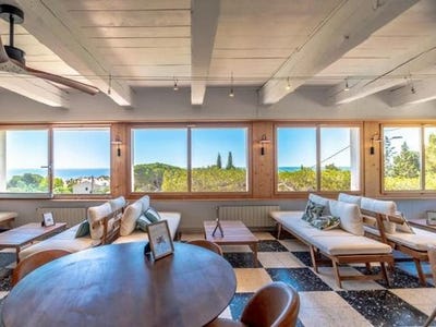 /international/fr/roquebrune-sur-argens-provence-alpes-cote-d-azur-310101382503/