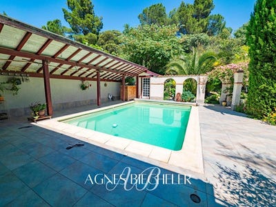 /international/fr/montesquieu-des-alberes-languedoc-roussillon-310108789479/