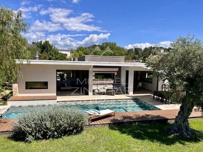 /international/fr/biot-provence-alpes-cote-d-azur-310101082725/