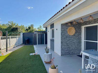 /international/fr/tresserre-languedoc-roussillon-310108403718/