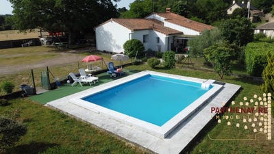 /international/fr/gourge-charente-310106716050/