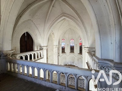 /international/fr/mirebeau-auvergne-310103606939/