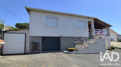 /international/fr/sainte-eanne-charente-310108895262/