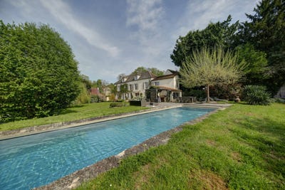/international/fr/galluis-ile-de-france-310107650315/