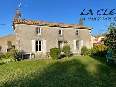 /international/fr/saint-laurs-charente-310099621166/