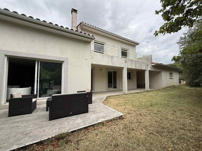 /international/fr/moussoulens-languedoc-roussillon-310106998565/