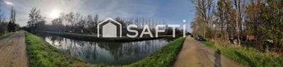 /international/fr/courcon-charente-310103371768/