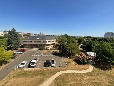 /international/fr/chartres-centre-val-de-loire-310100702274/