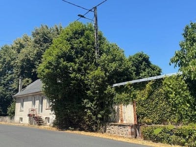 /international/fr/chamberet-limousin-310109329933/