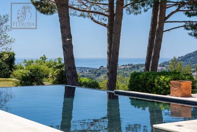 /international/fr/menton-provence-alpes-cote-d-azur-310108454041/