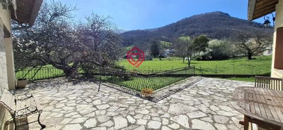/international/fr/ganac-midi-pyrenees-310106628833/