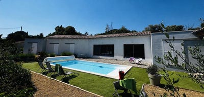 /international/fr/mollans-sur-ouveze-rhone-310108248314/