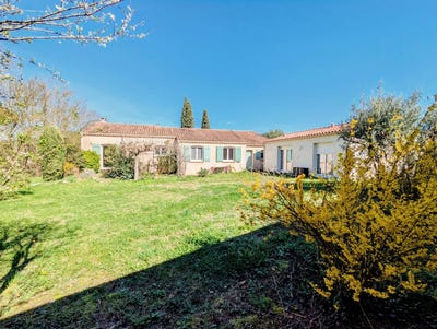/international/fr/les-aires-languedoc-roussillon-310106541548/