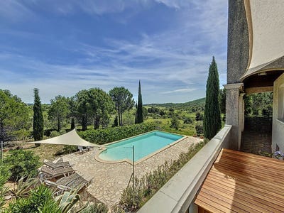 /international/fr/montouliers-languedoc-roussillon-310109908950/