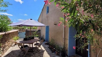 /international/fr/capestang-languedoc-roussillon-310100860992/